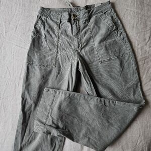 Womens Old Navy Green Pants size 6